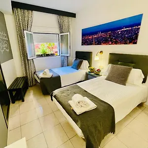 hostal-lleida.topbarcelonahotels.com/